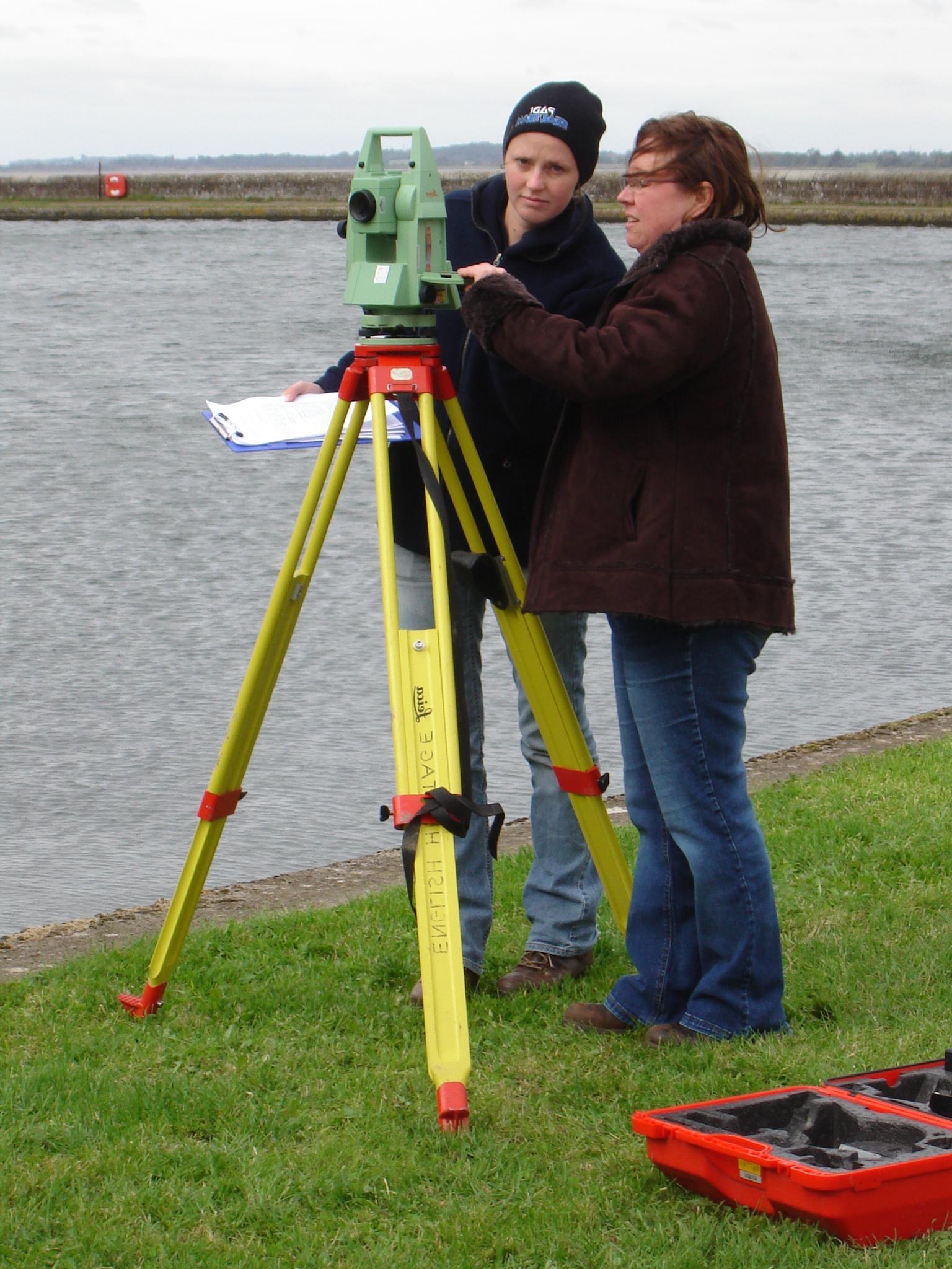 Recording the remains of submerged wrecks at Sharpness using a Total Station